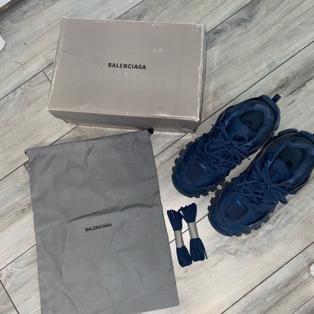 Balenciaga Tracks